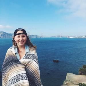 Meet your Posher, Christina